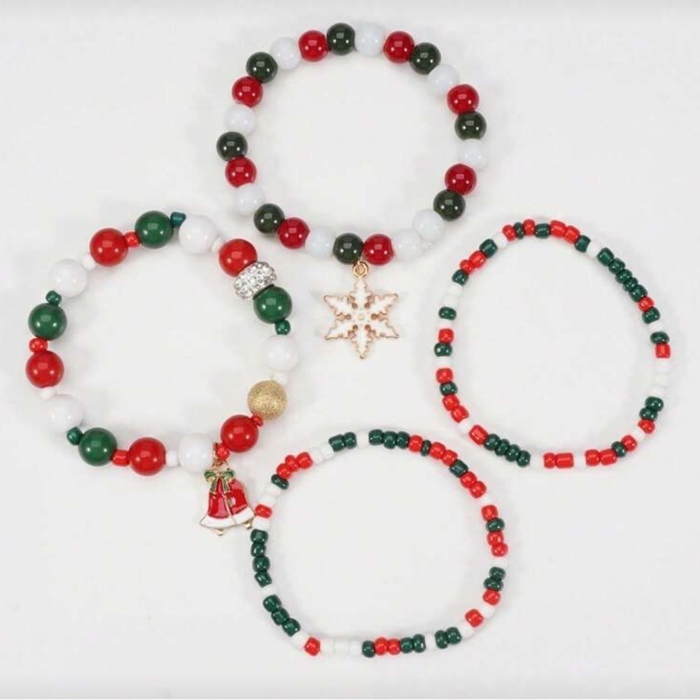 πππ2 for 12$πππFestive Christmas Beaded Charm Bracelet Set - Red, Green, White - Picture 2 of 5